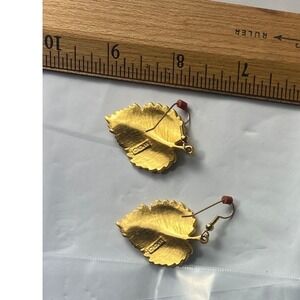 Gold Leaf Dangle Earrings Red Accent Boho Vintage‎